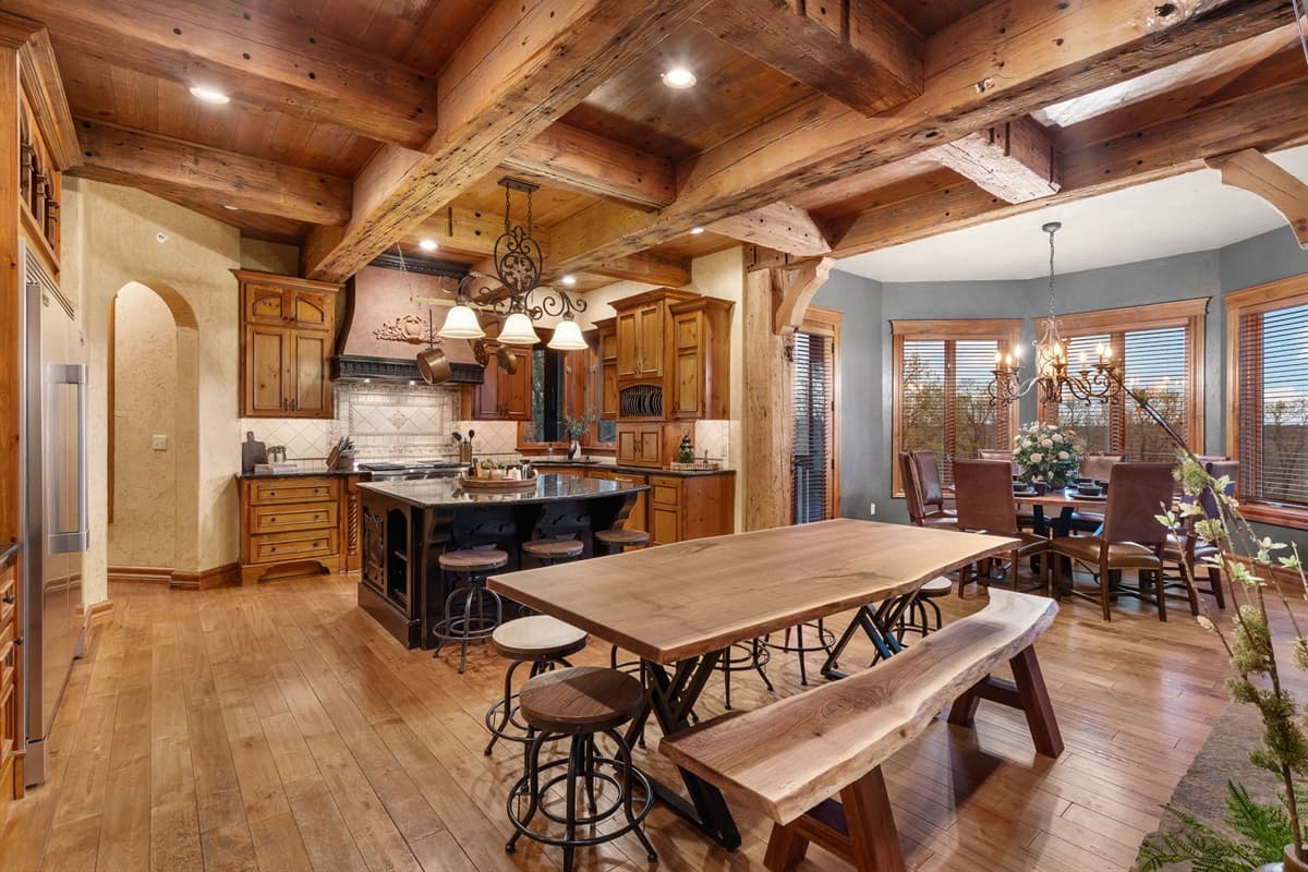 Lots of seating around the kitchen for the whole family