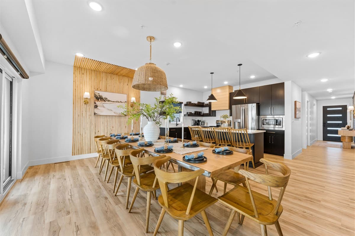 Kitchen seating for the whole family!