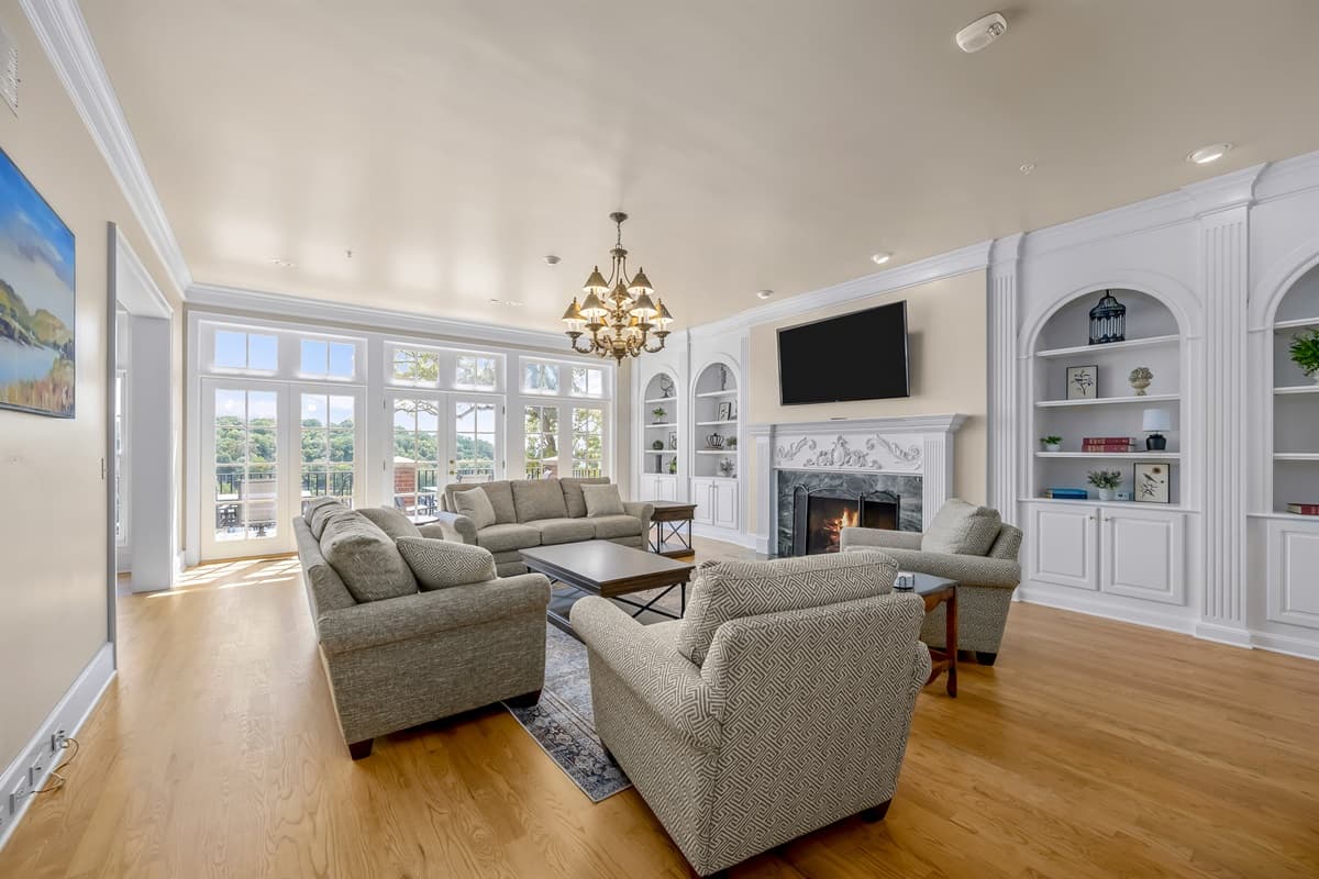 Spacious living area with gas fireplace