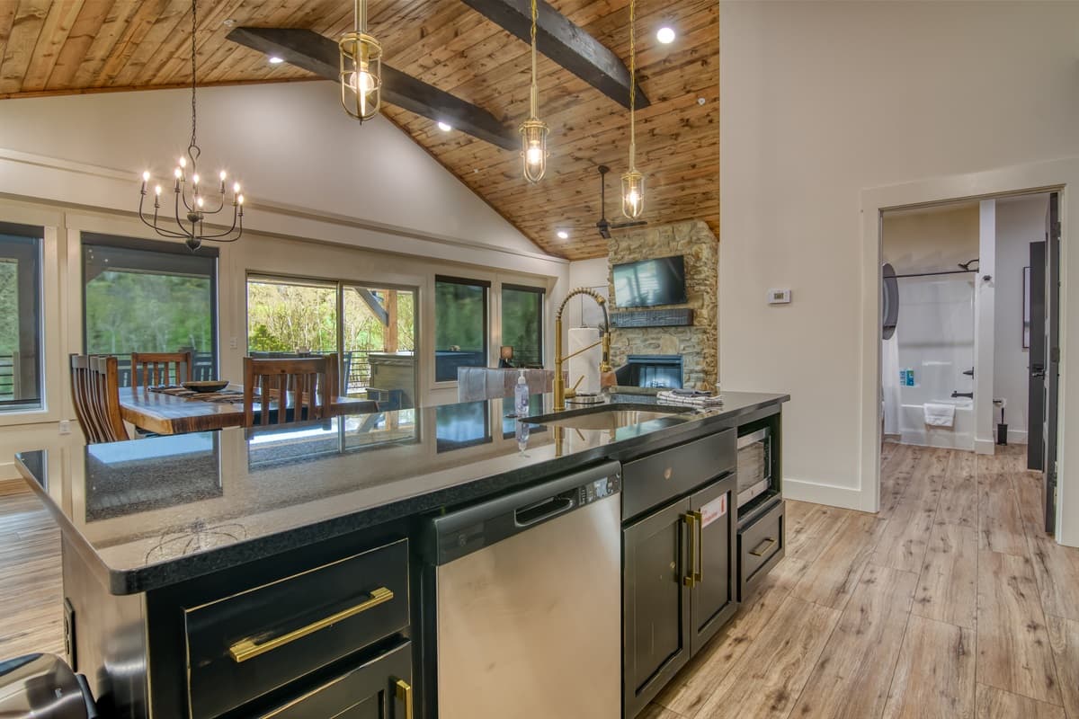 Open kitchen and dining with a view!