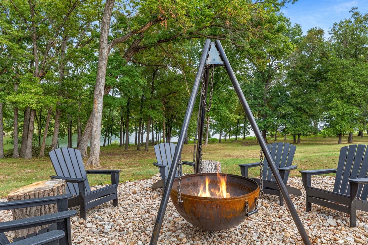 Firepit looking out onto Table Rock Lake!