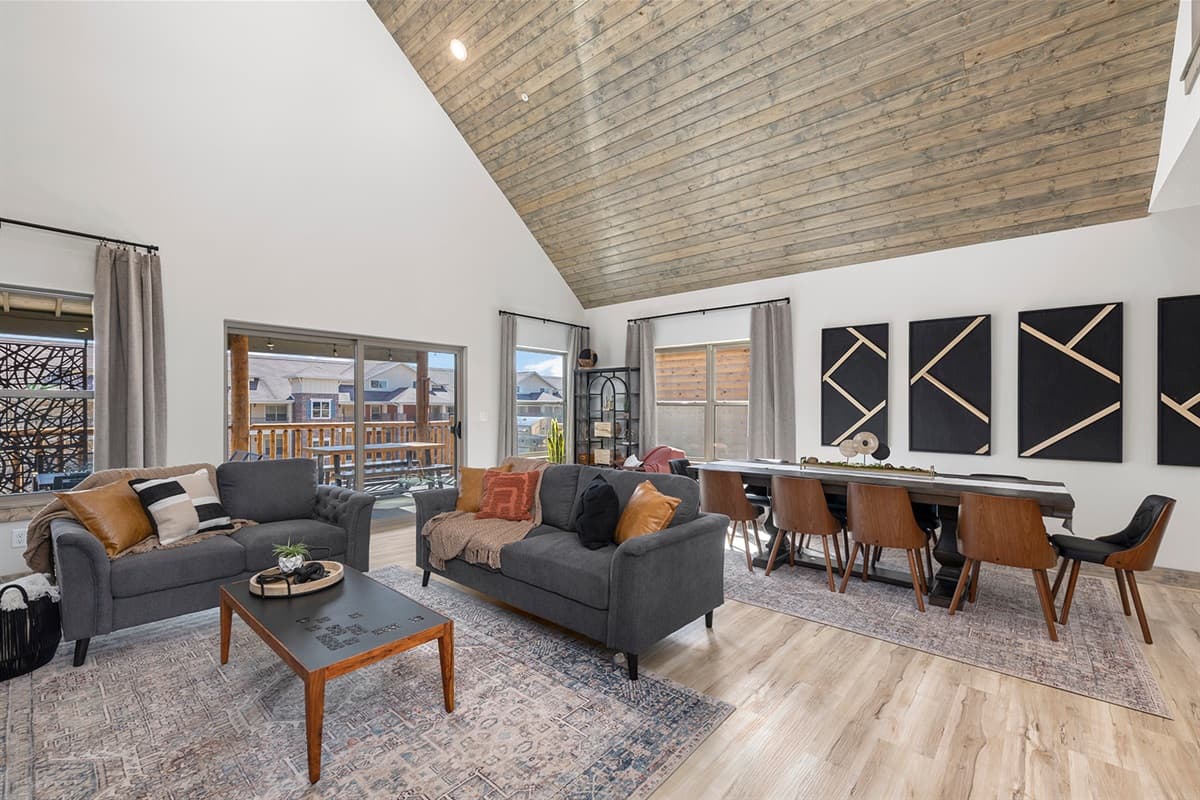 Dining room for everyone and space to stretch out and watch a movie!