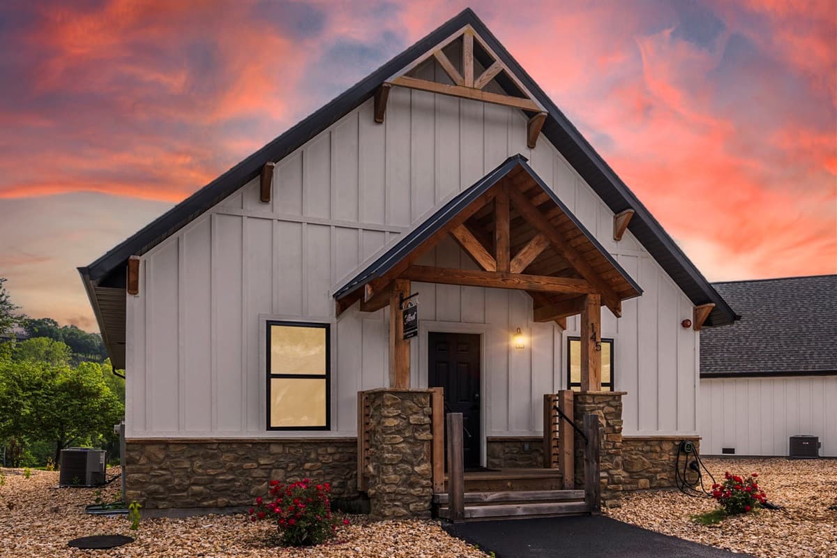 Welcome to Hillcrest!