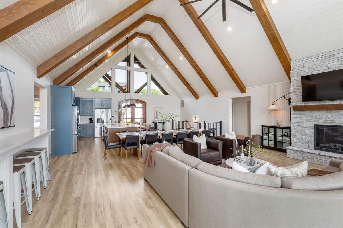 Incredible vaulted ceilings!