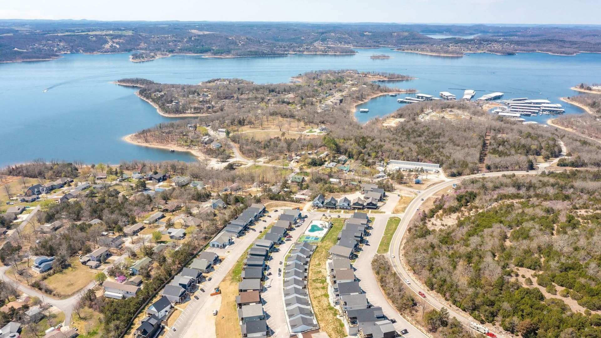 Aerial view of Branson Cove near State Park Marina with the Beth's Breakaways homes marked